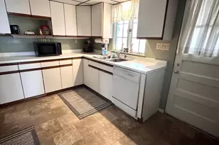 108 N Park Ln, Le Sueur, MN 56058 - Photo 8