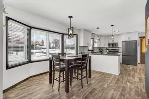 605 Cresthaven Dr, South Saint Paul, MN 55075 - Photo 12