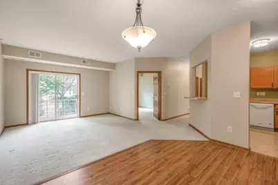 114200 Hundertmark Road #110, Chaska, MN 55318 - Photo 4