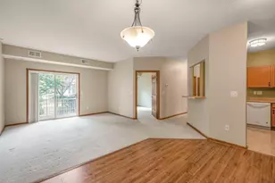 114200 Hundertmark Rd, Chaska, MN 55318 - Photo 4