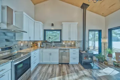 5000 Lakeshore Drive, Makinen, MN 55763 - Photo 6