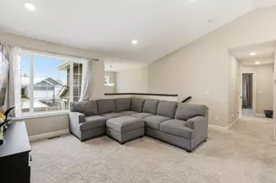 1004 Triumph Trail NE, Isanti, MN 55040 - Photo 8