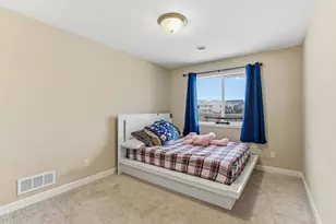 1004 Triumph Trail NE, Isanti, MN 55040 - Photo 30