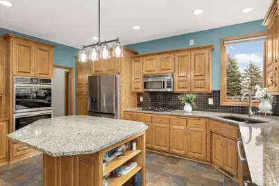 18481 98th Place N, Maple Grove, MN 55311 - Photo 12