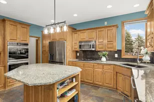 18481 98th Pl N, Maple Grove, MN 55311 - Photo 12