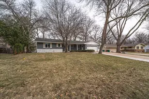 1463 Trollhagen Dr NE, Fridley, MN 55421 - Photo 76