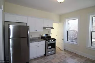 856 Iglehart Avenue, Saint Paul, MN 55104 - Photo 26