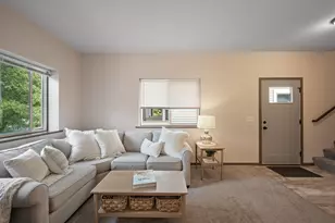 1048 Dayton Ave, Saint Paul, MN 55104 - Photo 6