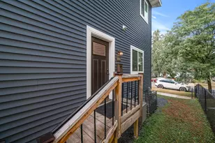 1048 Dayton Ave, Saint Paul, MN 55104 - Photo 22