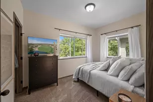 1048 Dayton Ave, Saint Paul, MN 55104 - Photo 20