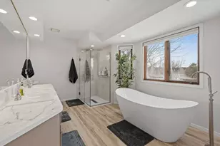 1636 Thornhill Ln, Woodbury, MN 55125 - Photo 24