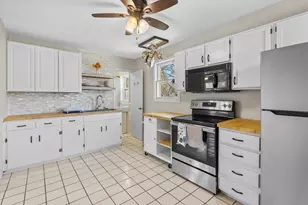 695 Idaho Ave E, Saint Paul, MN 55106 - Photo 4