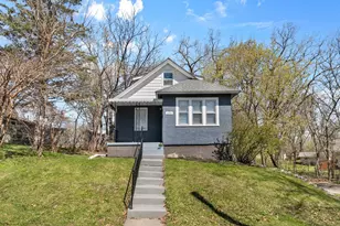 695 Idaho Ave E, Saint Paul, MN 55106 - Photo 2