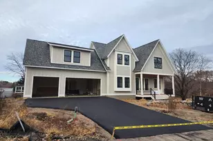 6456 Yosemite Ln, Excelsior, MN 55331 - Photo 2