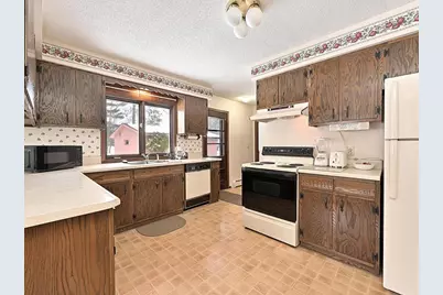 811 SW 4th Avenue, Grand Rapids, MN 55744 - Photo 12