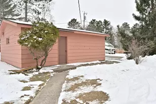 811 SW 4th Ave, Grand Rapids, MN 55744 - Photo 30