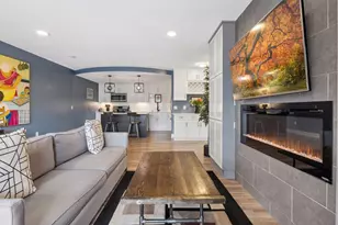 10401 Cedar Lake Rd, Minnetonka, MN 55305 - Photo 10