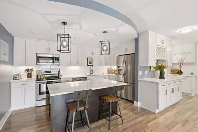 10401 Cedar Lake Road #410, Minnetonka, MN 55305 - Photo 2