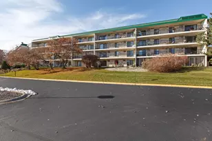 10401 Cedar Lake Rd, Minnetonka, MN 55305 - Photo 34