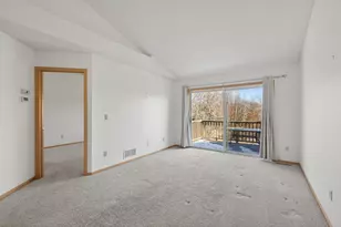 8752 Coffman Path, Inver Grove Heights, MN 55076 - Photo 6