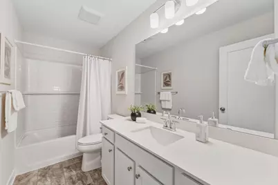 386 Laurel Place, River Falls, WI 54022 - Photo 14