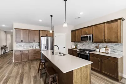 1423 Victory Lane NE, Isanti, MN 55040 - Photo 6