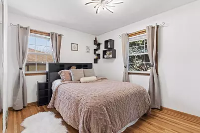 1726 Hyacinth Avenue E, Saint Paul, MN 55106 - Photo 10