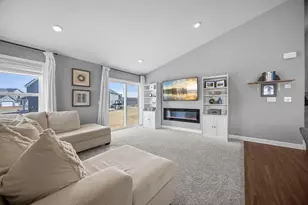 12889 Fraizer St NE, Blaine, MN 55449 - Photo 6