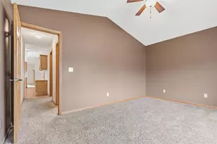 610 Deschepper St, Marshall, MN 56258 - Photo 38