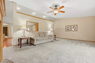 610 Deschepper Street, Marshall, MN 56258 - Photo 28