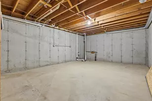 610 Deschepper St, Marshall, MN 56258 - Photo 52