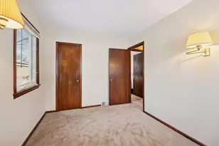 5832 Rhode Island Ave N, Crystal, MN 55428 - Photo 16