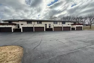 1609 Keystone Dr, Albert Lea, MN 56007 - Photo 2