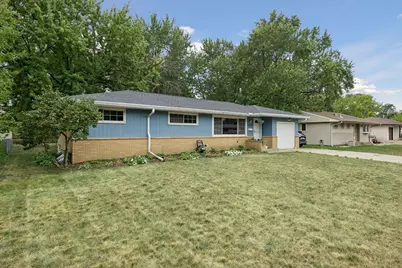 3013 63rd Avenue N, Brooklyn Center, MN 55429 - Photo 2