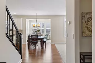 9219 Lighthouse Ln, Woodbury, MN 55129 - Photo 8