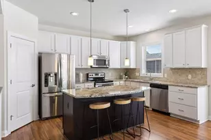 9219 Lighthouse Ln, Woodbury, MN 55129 - Photo 16