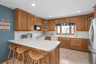 250 112th Ln NW, Coon Rapids, MN 55448 - Photo 4