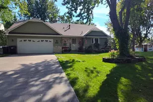 250 112th Ln NW, Coon Rapids, MN 55448 - Photo 26