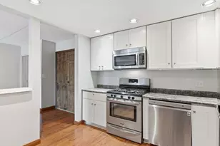 6670 Vernon Ave S, Edina, MN 55436 - Photo 6