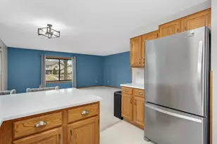 5420 Orleans Ln N, Plymouth, MN 55442 - Photo 12