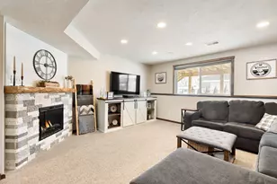 880 Myers Dr NE, Owatonna, MN 55060 - Photo 22