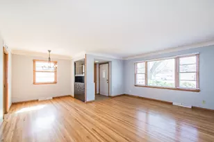 920 Cypress St S, Cambridge, MN 55008 - Photo 2