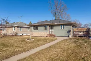 235 S Cedar St, Belle Plaine, MN 56011 - Photo 1