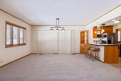 1947 Yorkshire Court, Saint Paul, MN 55116 - Photo 26