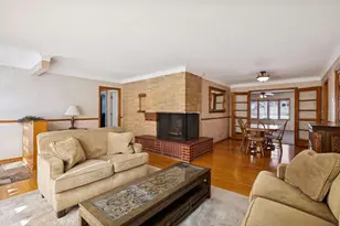 1947 Yorkshire Ct, Saint Paul, MN 55116 - Photo 8