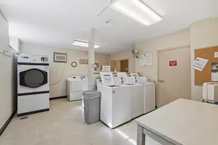 2700 Oxford St N, Roseville, MN 55113 - Photo 20