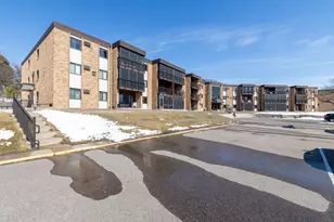 2700 Oxford St N, Roseville, MN 55113 - Photo 26