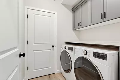 10933 37th Street N, Lake Elmo, MN 55042 - Photo 34