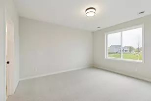 10933 37th St N, Lake Elmo, MN 55042 - Photo 36