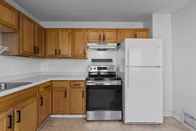934 Juno Avenue, Saint Paul, MN 55102 - Photo 12
